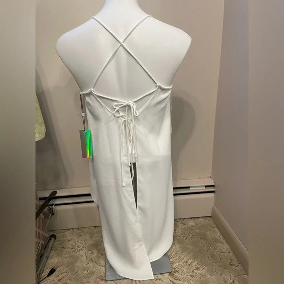 After Market | Women’s White Lightweight Cross Back Strappy Split Tank XS Hi-lo - Picture 2 of 5